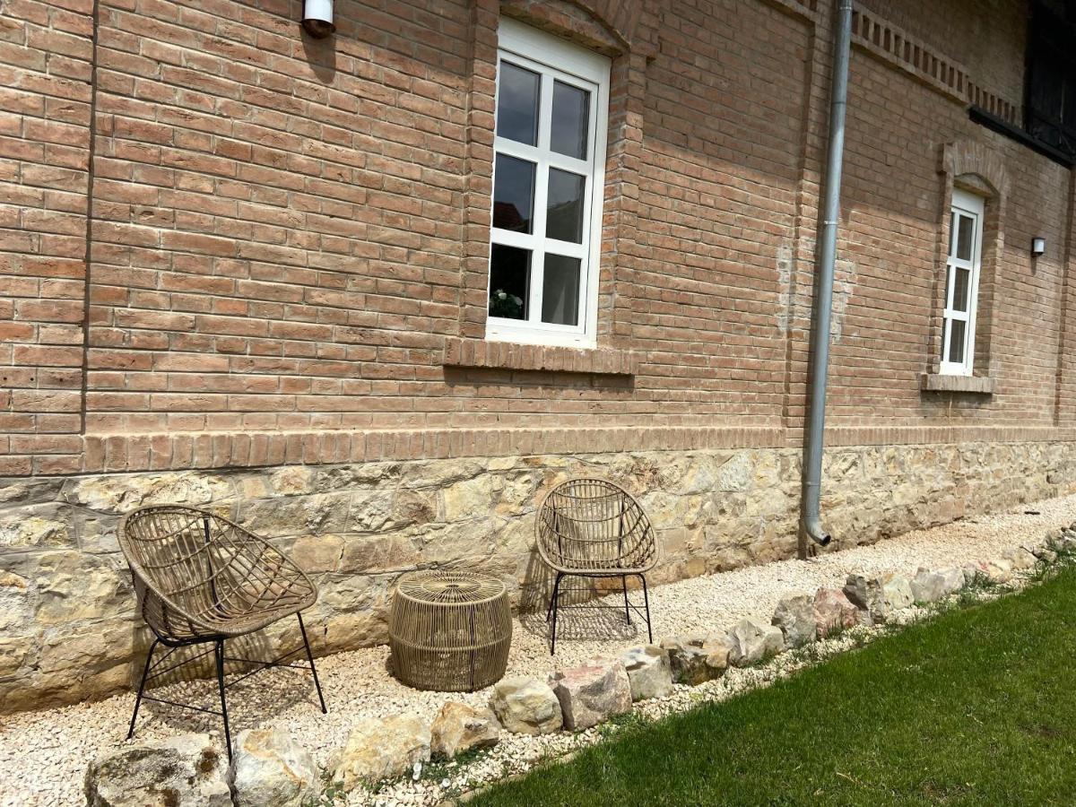 Magtar Villa Boly Exterior photo