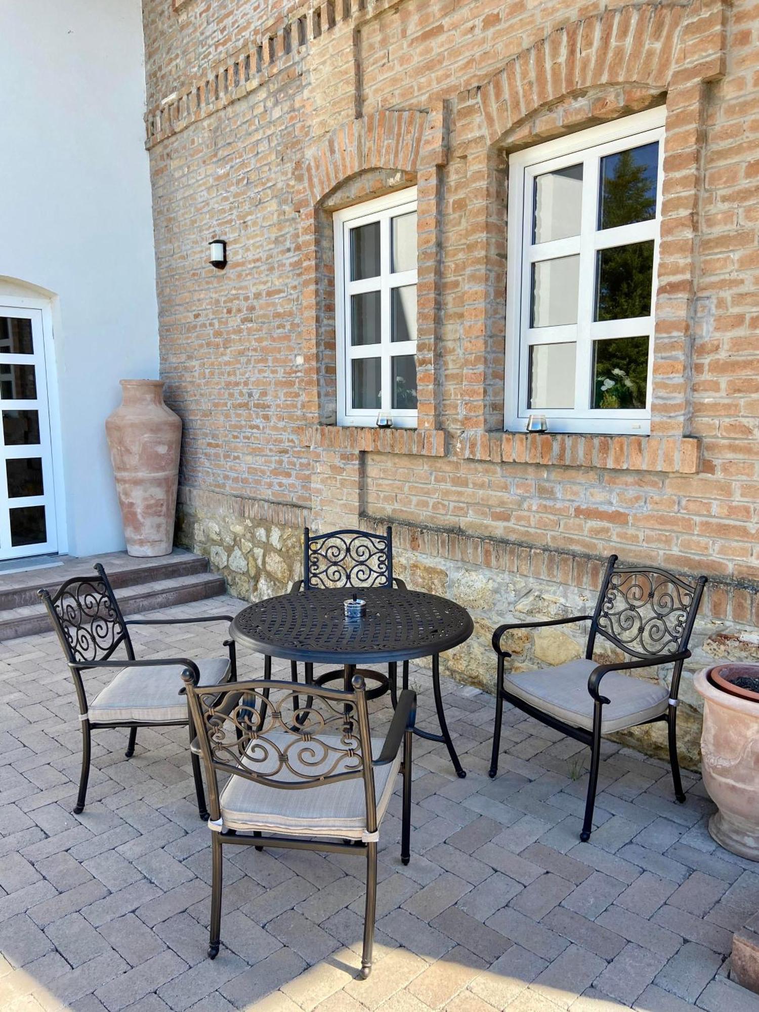 Magtar Villa Boly Exterior photo